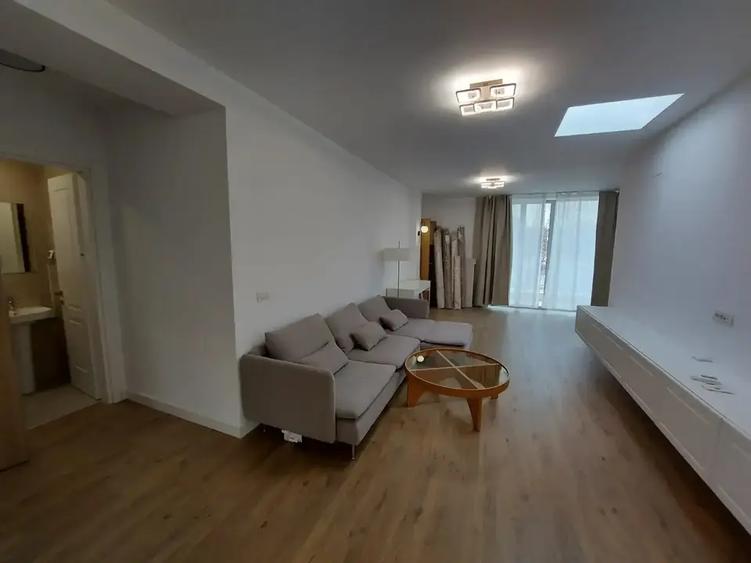 Penthouse 4 camere lux central complet mobilat/Armeneasca-Universitate