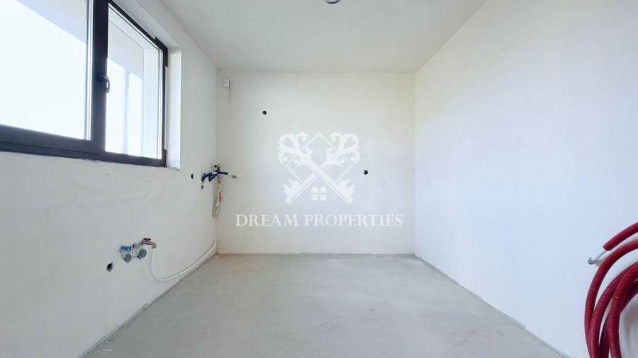 Casa de vanzare 120 mp, 4 camere,3 bai, teren 350 mp, DEZMIR