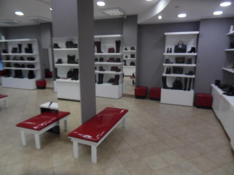 Inchiriez spatiu comercial in Deva, zona ultracentrala , I. Maniu,