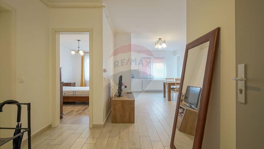 Studio de inchiriat Avantgarden 3|pozitie centrala|parcare și boxa