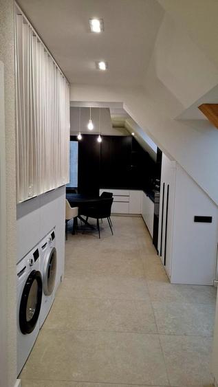 Imobilstar vinde penthouse finisat cu chirias - zona Papiu