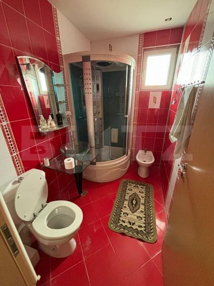 Apartament 5 camere zona Imparatul Traian