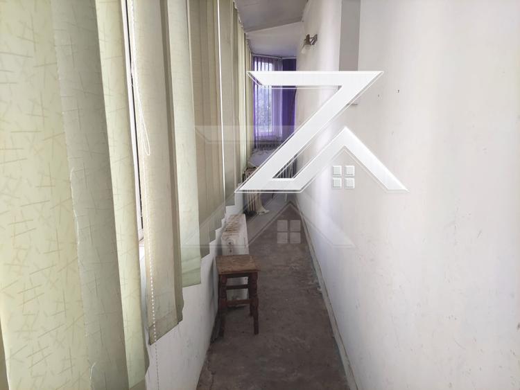 Vând apartament 3 camere, decomandat – Calea București / Electroputere Mall