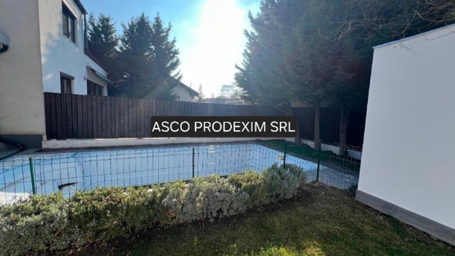 Vila cu piscina individuala Pipera Baneasa 5 camere 280mp, P+2 cu teren 986mp