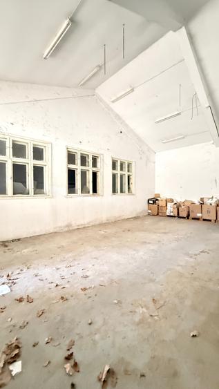 Zona Eminescu HALA 451 mp + caldire birouri 154 mp, teren 2000mp!