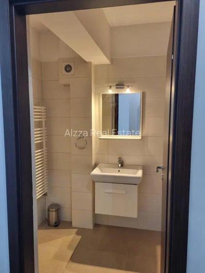 ALZZA REAL ESTATE-- apartament 1 cameră 40mp + 10mp balcon etajul 5 din 6 o - 6