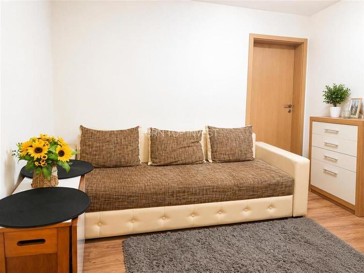 Apartament 2 camere la etajul 1 zona Tiglari - 5