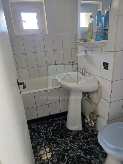 Vanzare apartament 3 camere Salaj - Kaufland