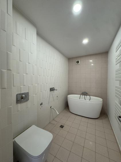 Penthouse langa plaja cu vedere la mare si terasa imensa