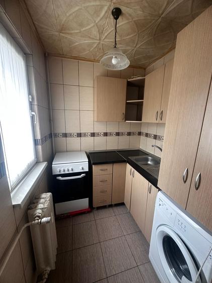 Apartament cu 2 camere, etaj 3/4, zona Tatarasi