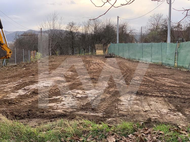 Teren Intravilan de vanzare -Tropinii Rasinari 565 mp