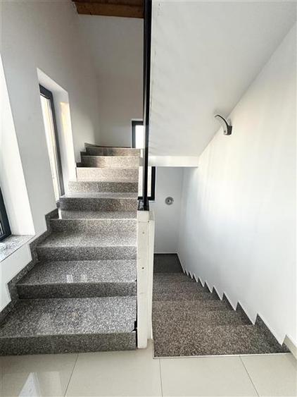 Pensiune cu 19 camere, Afacere la Cheie, Costinesti