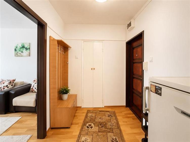Gata de mutat, 2 camere, decomandate, Bulevardul Vlahuta, Brasov