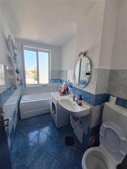 Apartament 2 camere decomandat zona Narcisa - 10