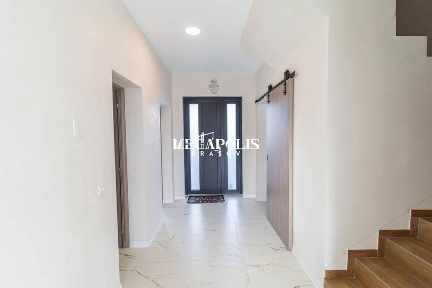 Casă tip duplex de vânzare | 5 camere | 135 mp utili | teren 430 mp
