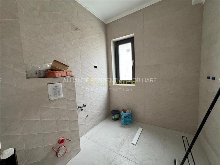 DUPLEX - 4 CAMERE 3 BAI - GATA DE MUTAT - 11