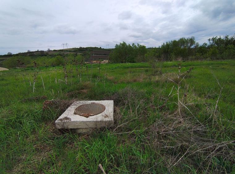 Teren constructie P+M, Sura Mare- Hamba, 717mp, utilitati