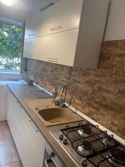 2 Camere | Piata Victoriei-Guvern | 1/8 | Renovat