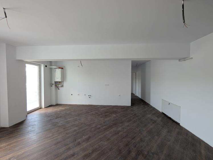 Apartament nou finisat 3 camere ,2 bai