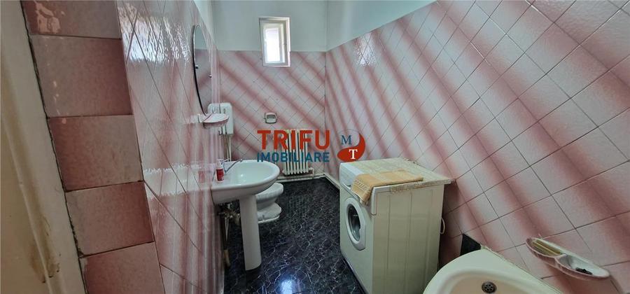 Casă individuală cu curte verde, pe cea mai frumoasă stradă