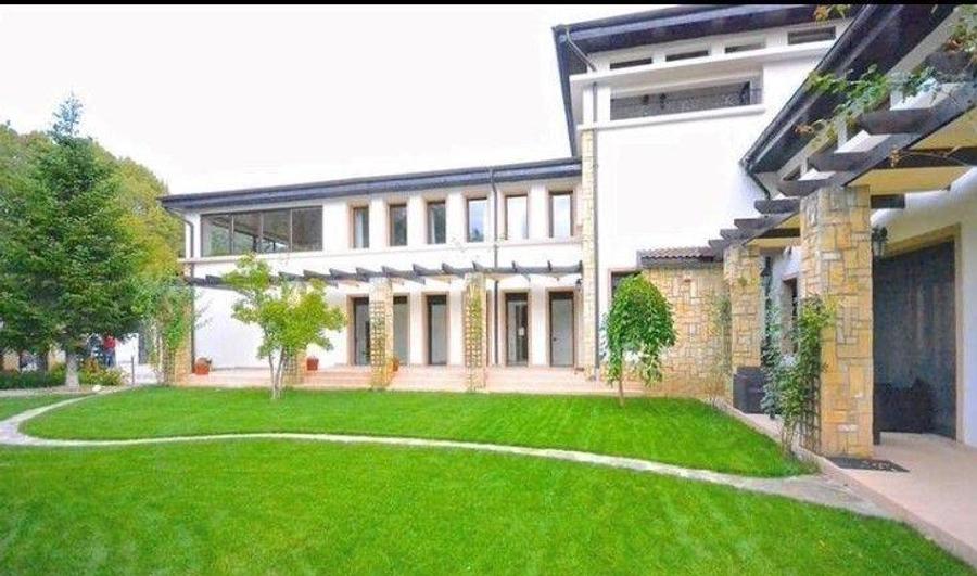 Vila P+1+M eleganta vav liziera Padurii (1418mp teren)