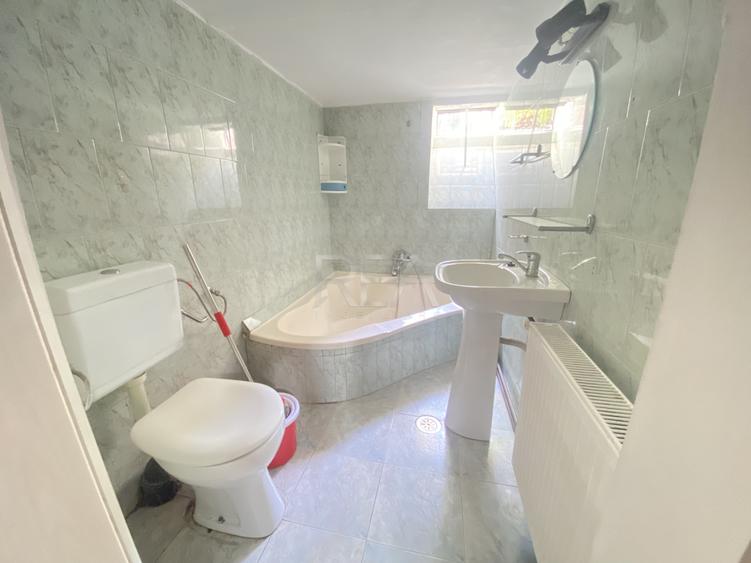 3 camere- Centrala Proprie- Bulevardul Regina Elisabeta-Stradal
