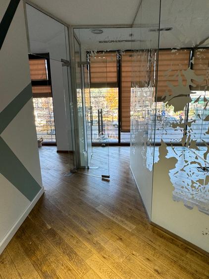 Spatiu birouri stradal, 4 camere, in imobil birouri - 5