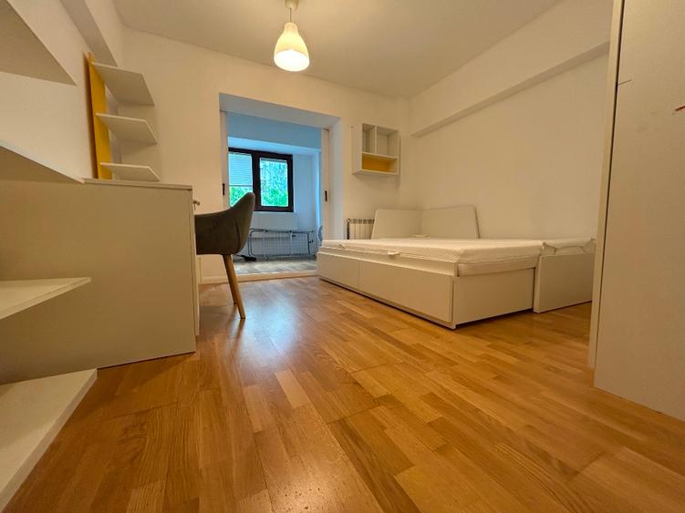 Apartament 3 camere Unirii complet mobilat -propietar