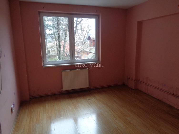 Inchiriere spatiu comercial 70 mp, zona centrala - 5