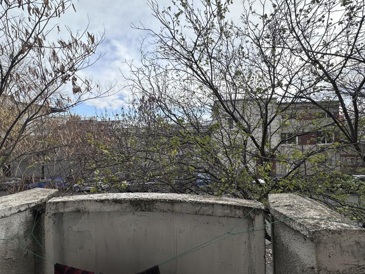 Apartament 2 Camere | Nasaud | Etaj 1 | 2 Balcoane | Pret Negociabil |