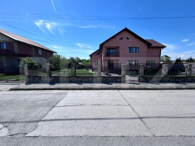 Casa 332 mp, teren 1000 mp - zona Primaverii