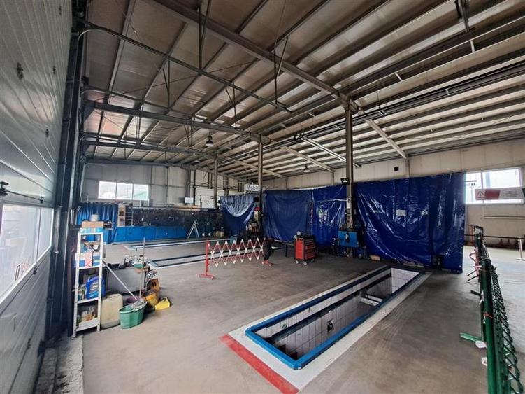 Hala, 650 mp utili, 1200 mp platforma, situata in zona Bulevardul Muncii!