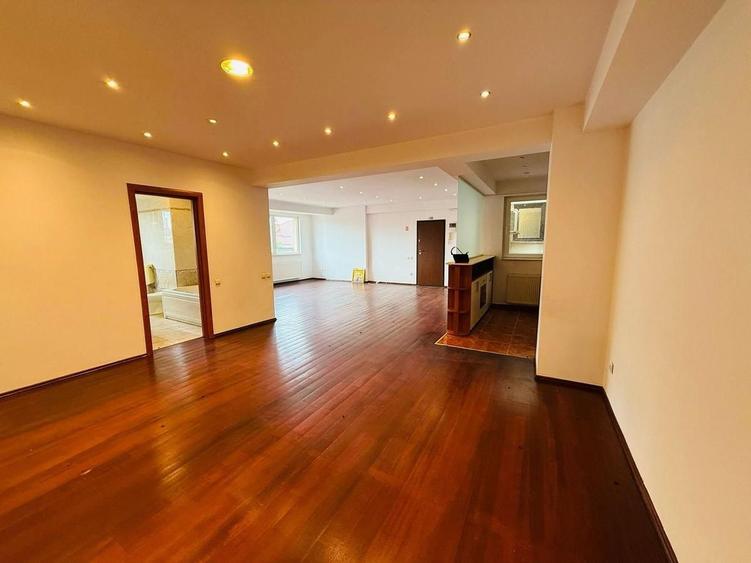Apartament 4 Camere | 131 mp | Loc de parcare inclus