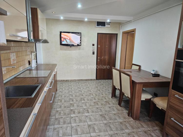Apartament 3 camere Vasile Aaron - 2