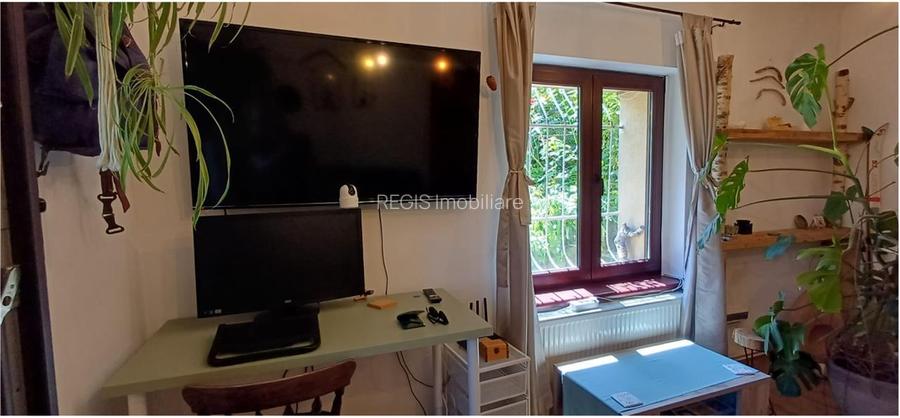 Apartament cochet,2 camere, ,cu gradina,la casa Ultracentral,Dealul Cetatii