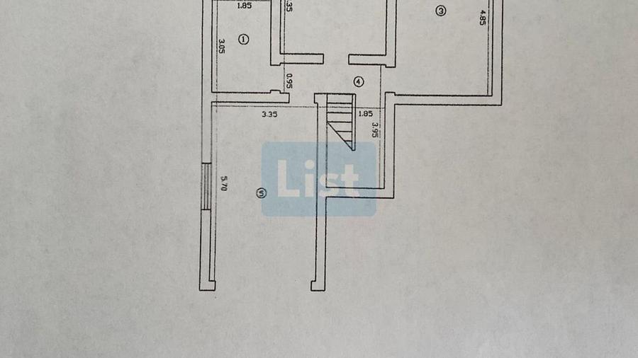 COMISION 0%! Vilă spațioasă și elegantă cu 4 dormitoare în Bucium