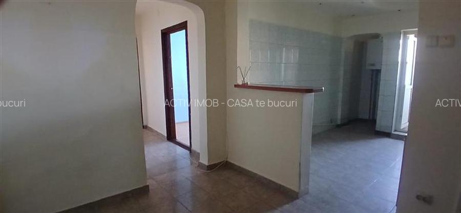 Apartament de vanzare 3 camere Bulevardul Unirii Micro 6 - 6