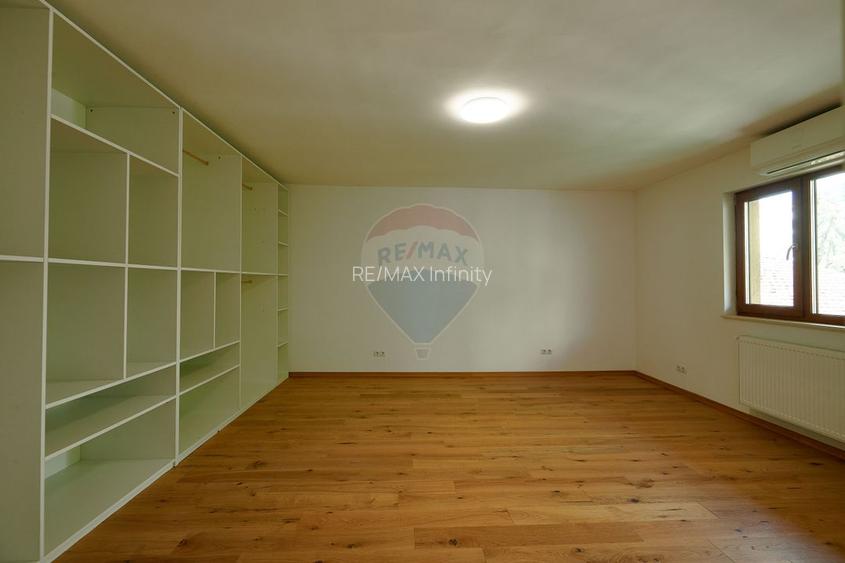 Apartament 4 cam, pe 2 niveluri si curte comuna pe Vasile Alecsandri - 6