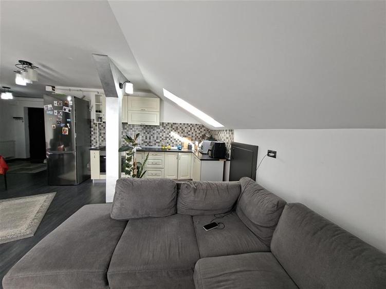 Apartament modern 3 camere balcon 2 locuri parcare zona Brana