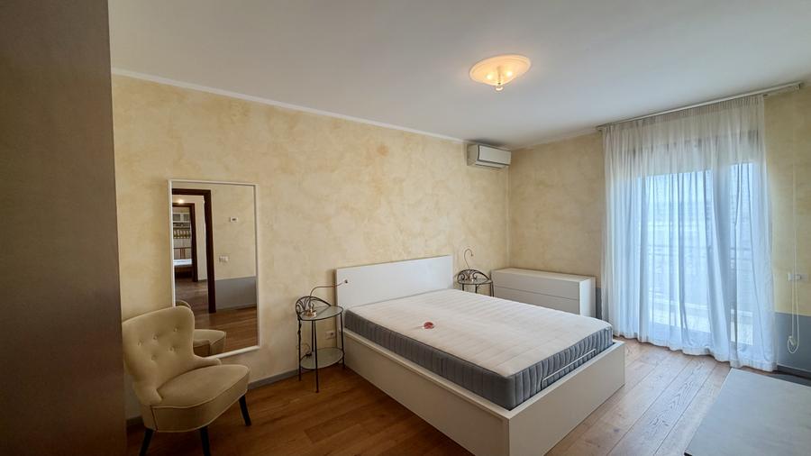 Apartament 3 camere de vanzare Baneasa - Sisesti loc parcare suprateran