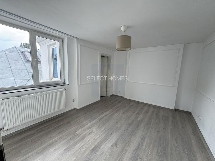 Vila renovata cu 8 camere si curte proprie de inchiriat *Aviatorilor* - 32