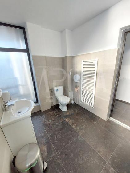 Casa 9 camere de vanzare in Andrei Muresanu, Cluj Napoca