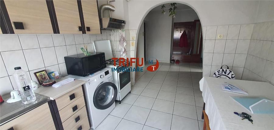 Apartament 2 Camere - Zona Școala Mihai Eminescu