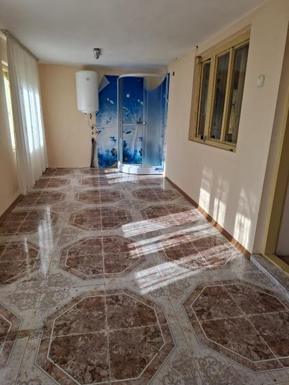 Teren 2.050 mp cu casă și proiect aprobat | Acces din două străzi | Negru Vodă