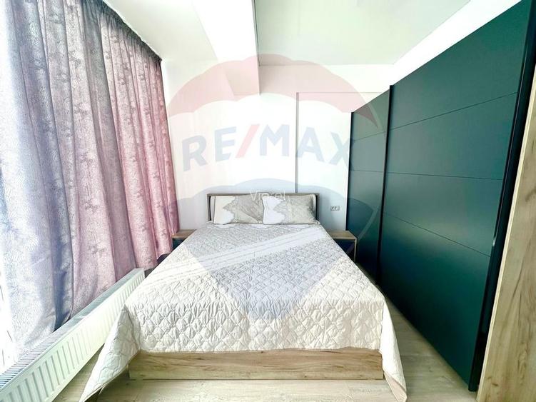 Persoana fizica,  vand apartament 2 camere  In Mamaia  Nord  - 5