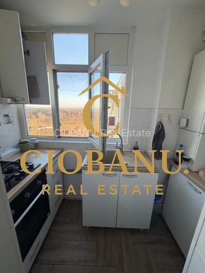 Apartament 2 camere renovat de vanzare Et. 10/10 zona Craiovita Noua - 4
