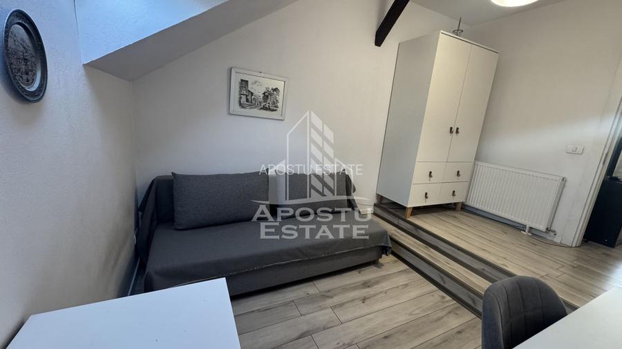 Apartament cu 3 camere la mansarda, de inchiriat, zona Balcescu - 11