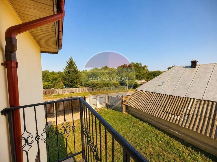 Casa cu 6 camere de vânzare în Negri jud. Bacau / posibilitate duplex