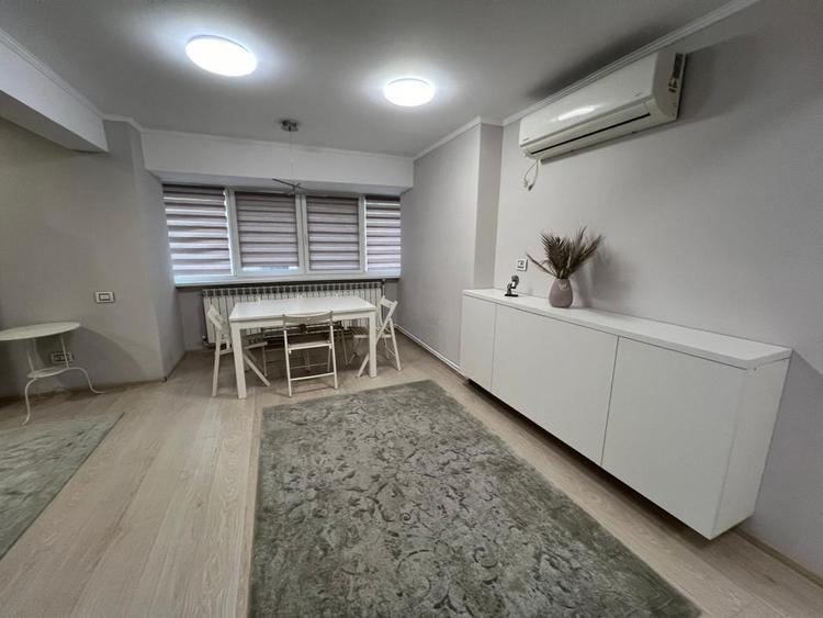 E3, 3 camere 100 mp, mobilat si renovat modern centrala, termica