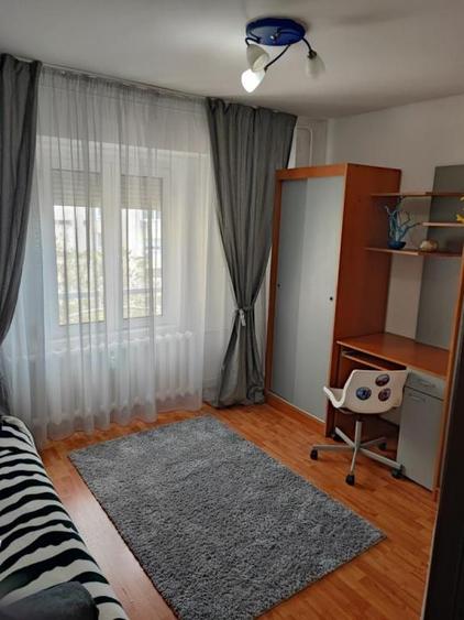 5 min metrou Parc Maior Coravu de inchiriat 3camere Cf.1 cu 2 gr.sanit